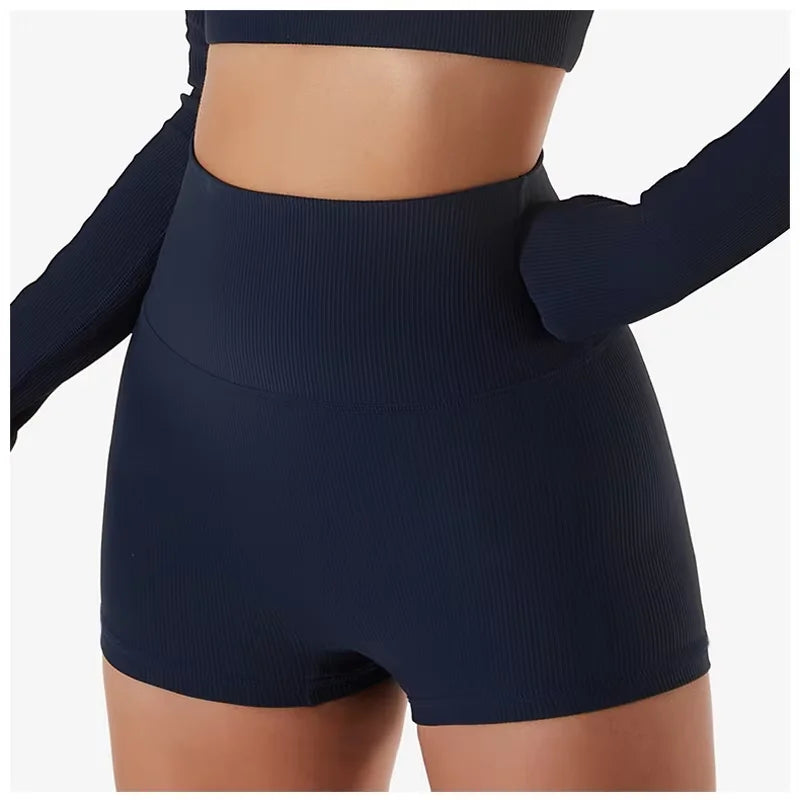 Conjunto Yoga Flow™ | Top Deportivo con Sujetador Integrado y Shorts de Cintura Alta