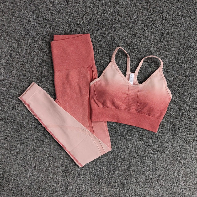 Velora Ombre Performance Set
