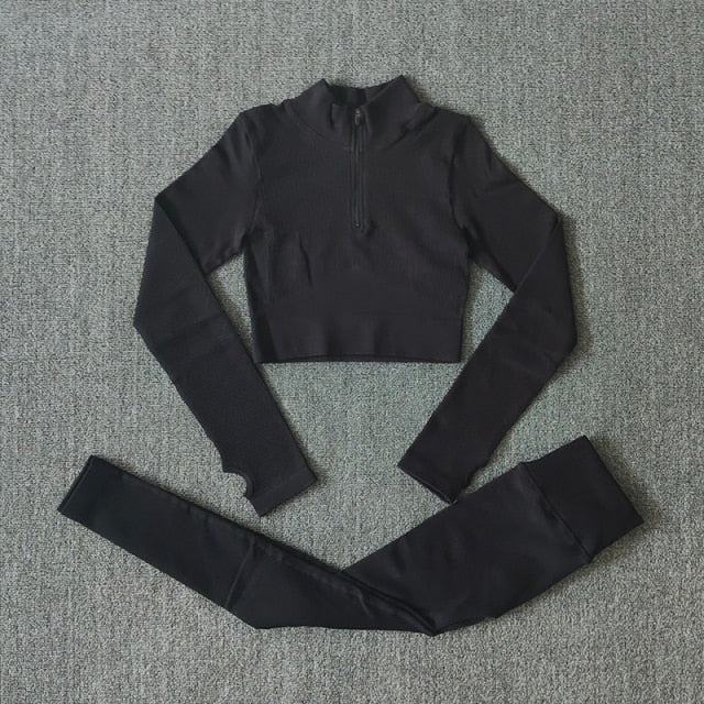 Velora Aura Zip Set